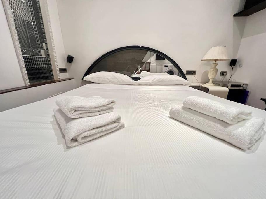 Old Town Florence- Love Apartment Екстер'єр фото