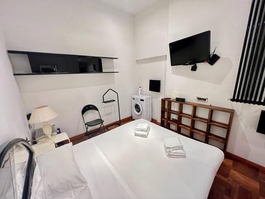 Old Town Florence- Love Apartment Екстер'єр фото